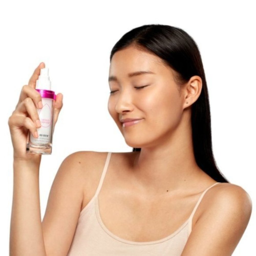 BEAUTYBLENDER® RE-DEW SET & REFRESH SPRAY- NIB - Picture 3 of 5